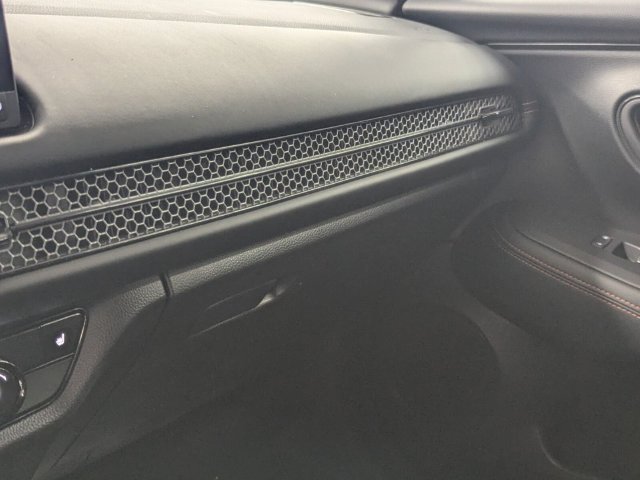 Certified 2025 Honda HR-V Sport image 29