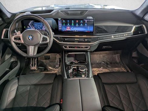 Used 2024 BMW X7 xDrive40i w/ M Sport Package AWD/4WD image 17