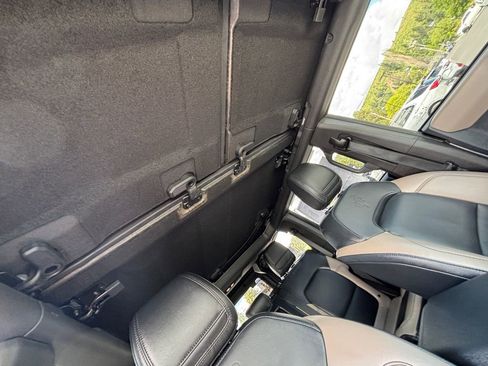 Used 2023 Ford Bronco Wildtrak AWD/4WD image 15