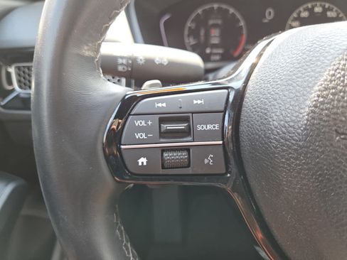 Used 2023 Honda Civic Sport image 9