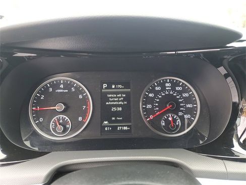 Used 2023 Kia K5 LXS image 26