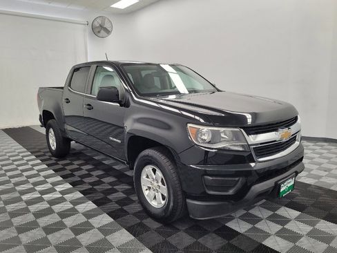 Used 2020 Chevrolet Colorado W/T w/ WT Convenience Package RWD image 13