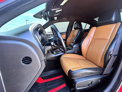 Used 2022 Dodge Charger SXT w/ Plus Group RWD image 11