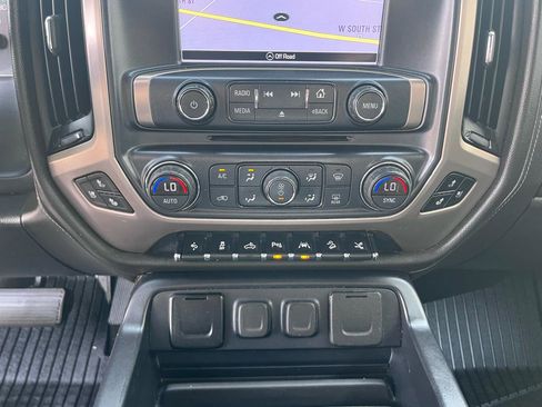 Used 2018 GMC Sierra 1500 Denali w/ Denali Ultimate Package image 32