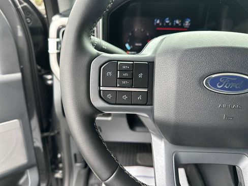 Used 2025 Ford F350 Lariat image 21