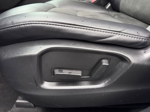 Used 2018 MAZDA CX-5 Touring image 19