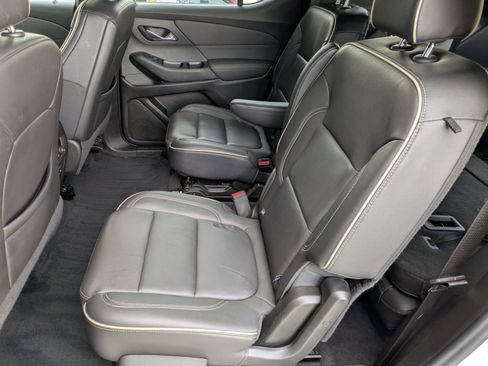 Certified 2023 Chevrolet Traverse Premier FWD image 24