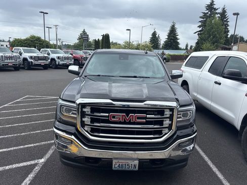 Used 2018 GMC Sierra 1500 SLT AWD/4WD image 3