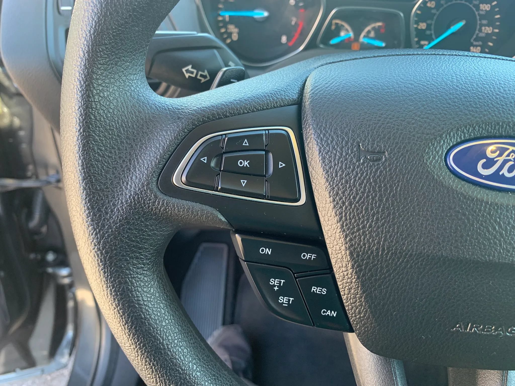 Used 2017 Ford Escape SE AWD/4WD image 14