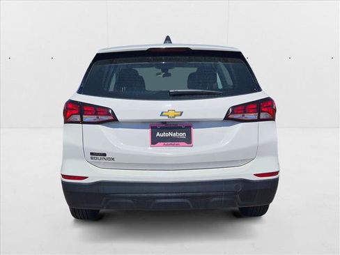 Used 2023 Chevrolet Equinox LS image 7