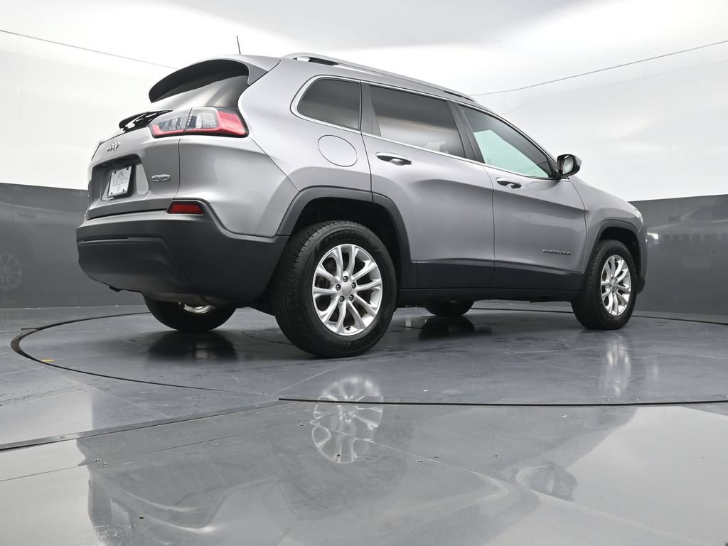 Used 2019 Jeep Cherokee Latitude w/ Popular Appearance Group AWD/4WD image 26