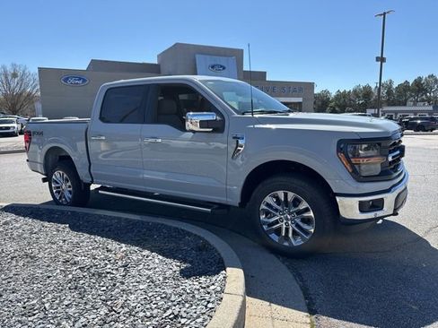 New 2026 Ford F150 XLT w/ Equipment Group 302A MID image 2