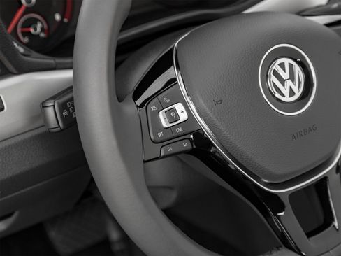 Used 2022 Volkswagen Passat 2.0T image 41