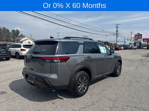 New 2026 Nissan Pathfinder SV w/ SV Premium Package AWD/4WD image 5