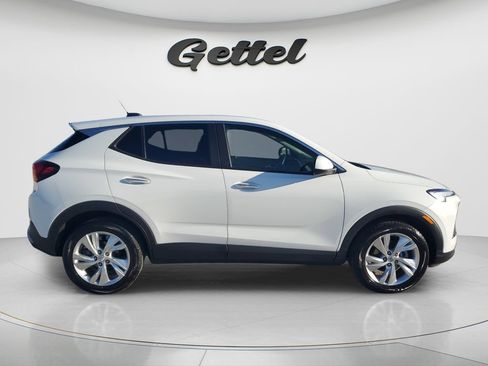 Used 2025 Buick Encore GX Preferred FWD image 4