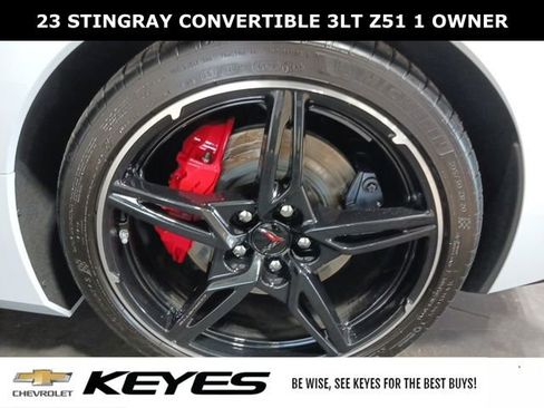 Used 2023 Chevrolet Corvette Stingray Premium Conv w/ Z51 Performance Package RWD image 33