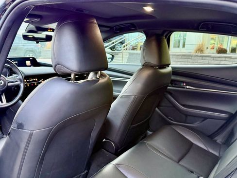 Used 2020 MAZDA MAZDA3 AWD Hatchback w/ Premium Pkg image 11