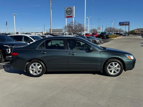 Used 2005 Honda Accord EX-L image 2