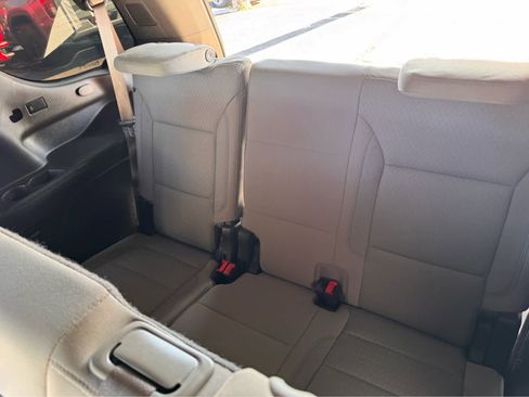 Used 2022 Chevrolet Tahoe LS w/ Driver Alert Package image 10