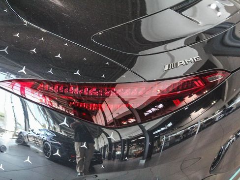 New 2024 Mercedes-Benz SL 63 AMG 4MATIC image 6