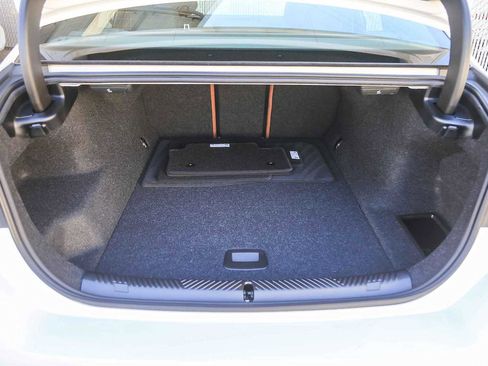 Used 2025 BMW i5 xDrive40 image 22