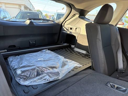 Certified 2024 Subaru Outback Premium AWD/4WD image 32