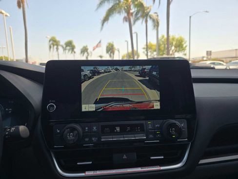 Certified 2026 Toyota Grand Highlander FWD image 30