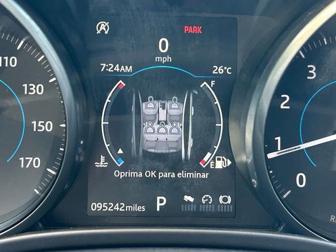 Used 2018 Jaguar XE RWD image 24