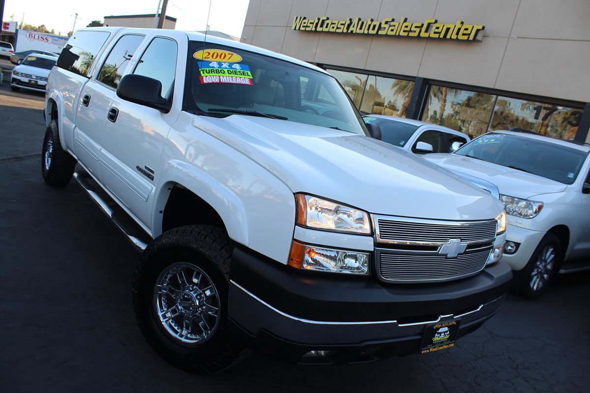 Used 2007 Chevrolet Silverado 2500 LT w/ Heavy-Duty Power Package AWD/4WD image 45