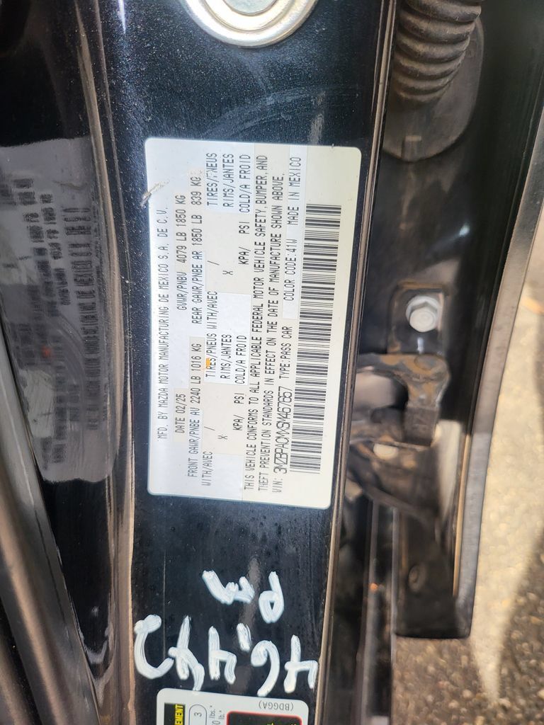 Used 2025 MAZDA MAZDA3 s FWD image 6