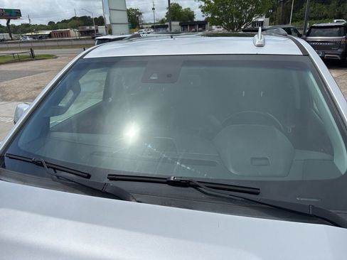 Used 2015 GMC Yukon XL Denali w/ Open Road Package image 3