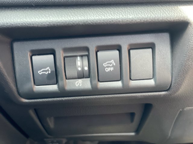 Certified 2025 Subaru Outback Premium AWD/4WD image 25