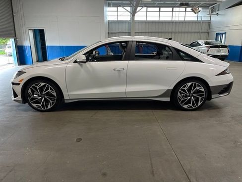 Used 2024 Hyundai Ioniq 6 SEL RWD image 6