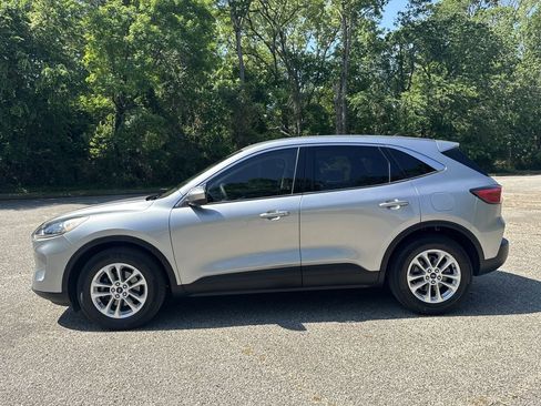 Used 2021 Ford Escape SE FWD image 4