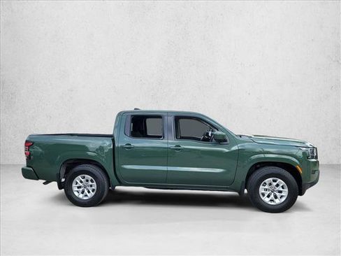Used 2024 Nissan Frontier SV w/ Technology Package RWD image 4