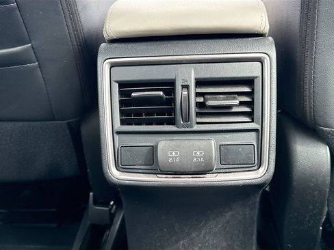 Used 2021 Subaru Forester Limited AWD/4WD image 33