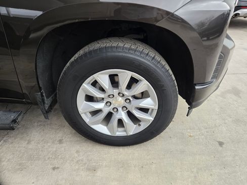 Used 2022 Chevrolet Silverado 1500 Custom image 8