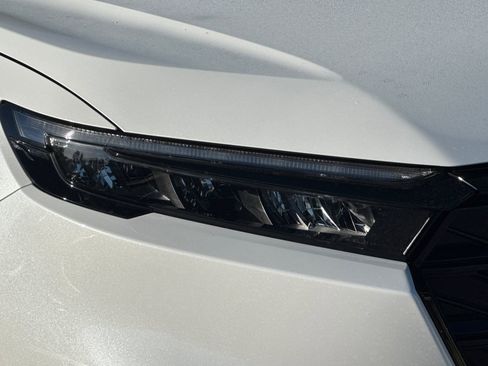 Used 2023 Honda CR-V Sport image 10