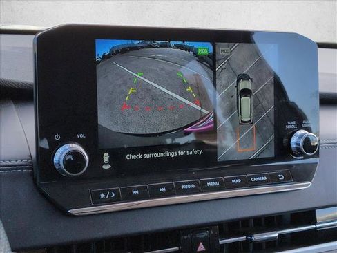 Used 2024 Mitsubishi Outlander SE image 14