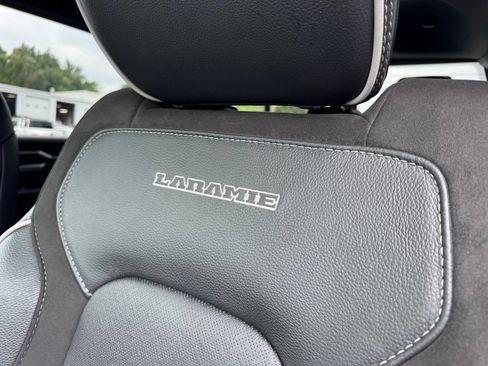 Used 2025 RAM 1500 Laramie AWD/4WD image 21