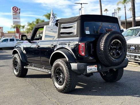 Certified 2022 Ford Bronco Wildtrak image 7