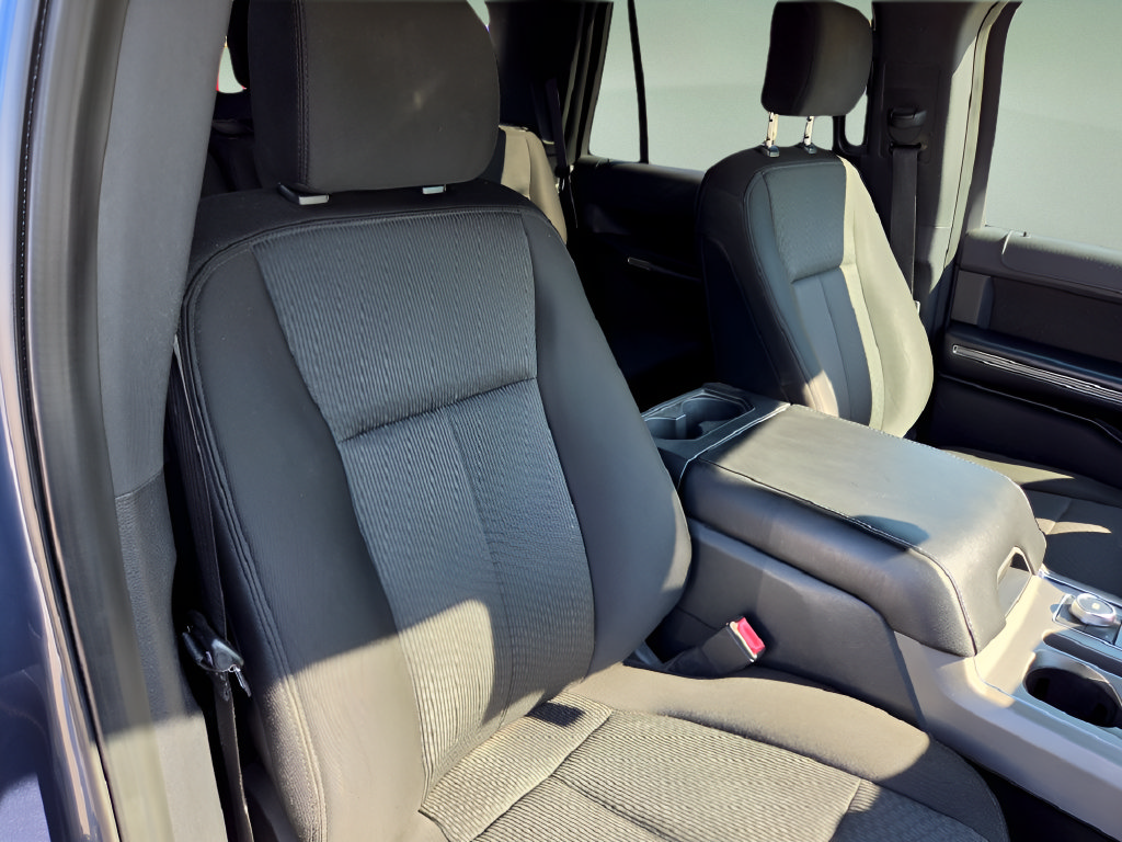 Used 2020 Ford Expedition XLT AWD/4WD image 30