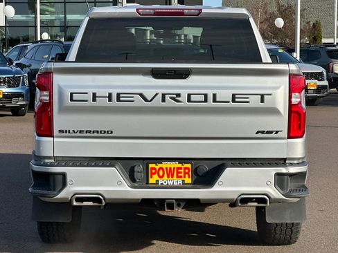 Used 2022 Chevrolet Silverado 1500 RST w/ LPO, Blackout Package image 5
