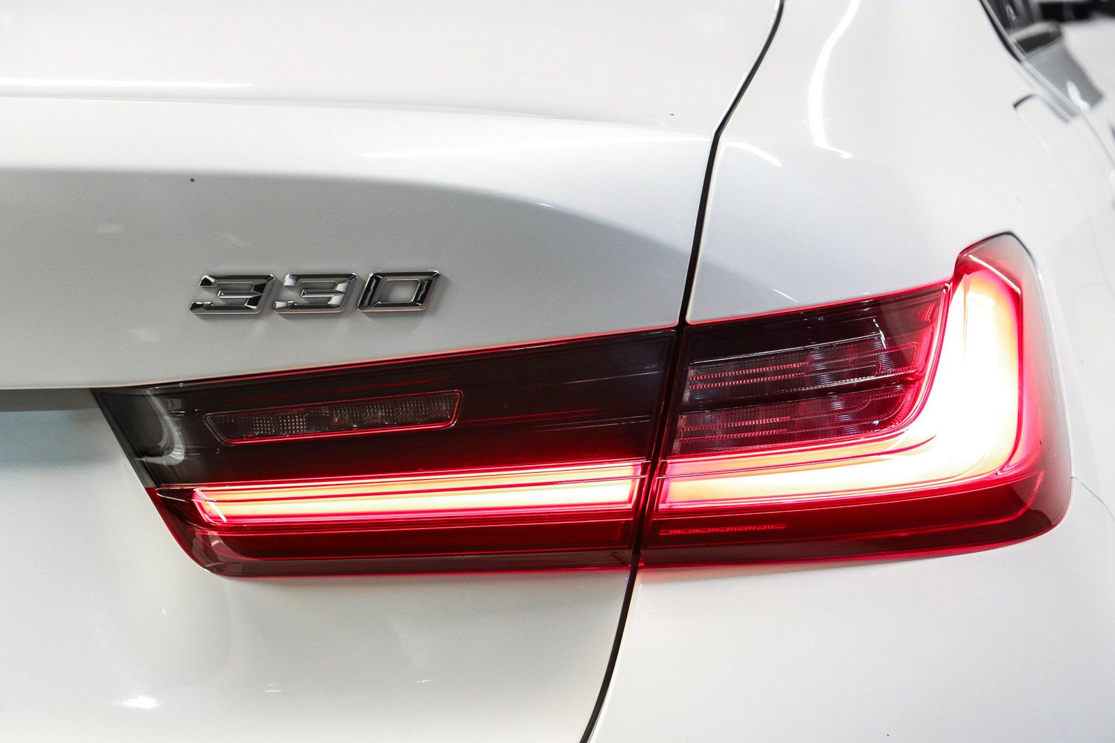 Certified 2023 BMW 330i Sedan w/ Premium Package RWD image 7