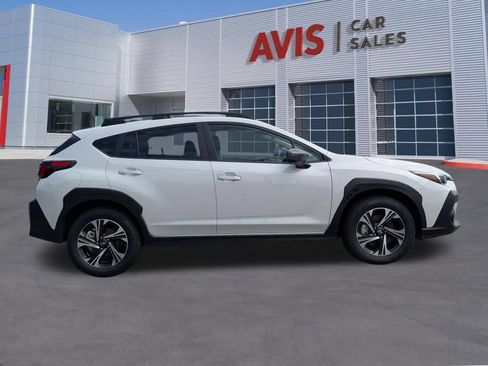 Used 2025 Subaru Crosstrek 2.5i Premium AWD/4WD image 5