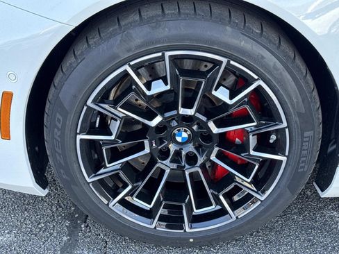 New 2026 BMW M5 w/ Executive Package image 5