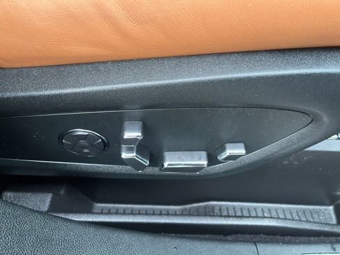 Used 2023 Lincoln Nautilus Black Label w/ Class II Trailer Tow Package image 22