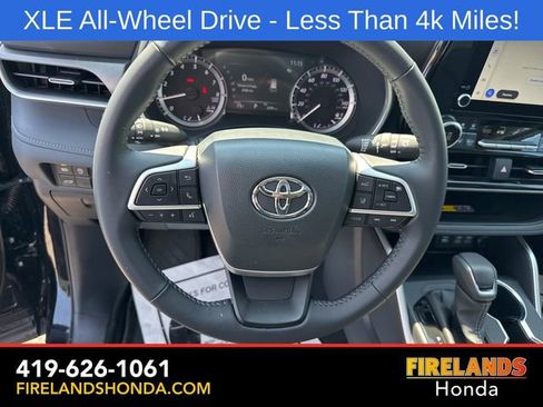 Used 2026 Toyota Highlander XLE AWD/4WD image 16