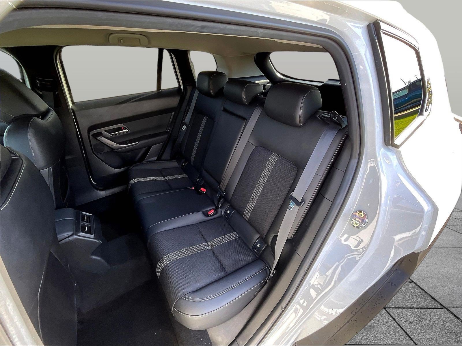 Used 2025 MAZDA CX-50 AWD 2.5 S w/ Preferred Package image 25