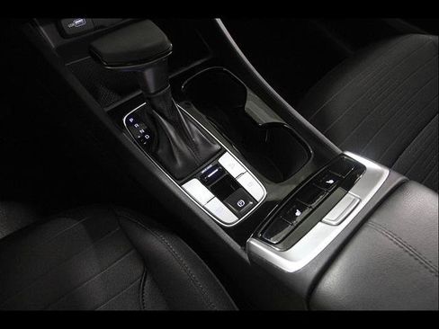 Certified 2024 Hyundai Santa Cruz SEL FWD image 14
